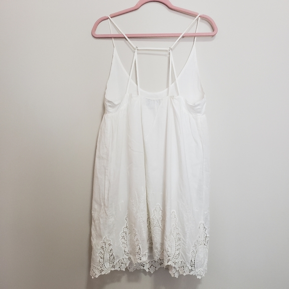 Nasty Gal cotton embroidered hem mini dress - Picture 4 of 4